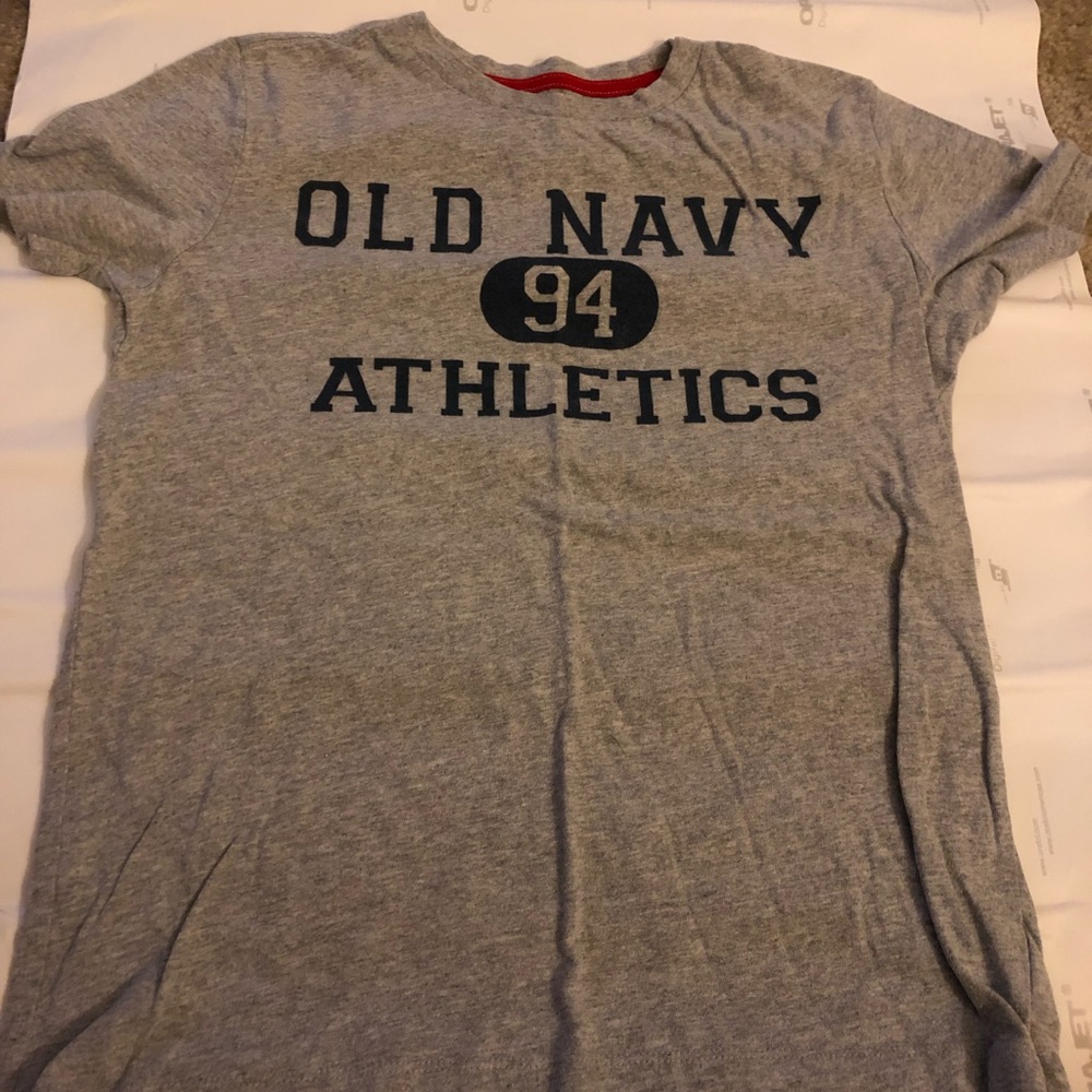 Old Navy Gray Old School Athletic Tee